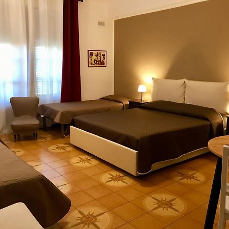 Gli Artisti Apartments & Rooms 巴格里亚 客房 照片
